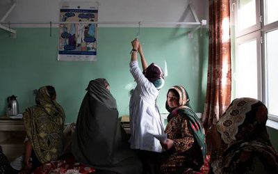 هشدار صلیب سرخ از تعطیلی هزاران مرکز صحی در افغانستان