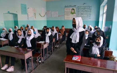 ممنوعیت آموزش دختران ۳۰۰ روزه شد؛ نامه سرگشاده عنوانی رهبران جهان: به تعهدات‌تان عمل کنید