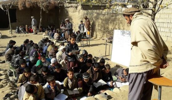 دیده‌بان حقوق بشر: سیاست نادرست طالبان، به آموزش پسران هم آسیب رسانده است