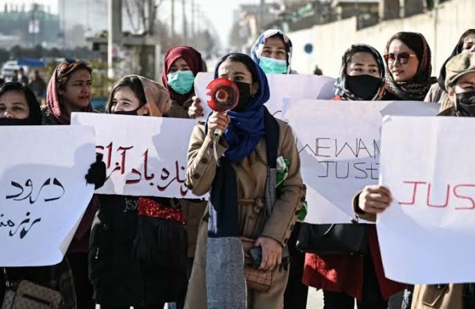جنبش‌های اعتراضی زنان افغانستان: حضور زنان در نشست‌های بیرون از کشور و نشست‌ دوحه ضروری است