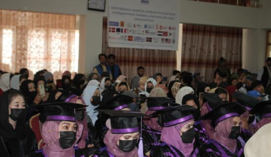 ۴۰ دانشجوی دختر در ولایت بامیان فراغت شان را جشن گرفتند
