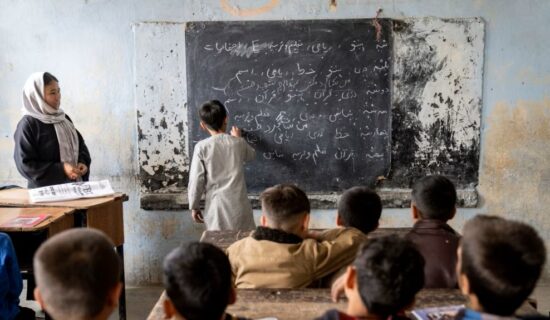 شبکه زنان جمهوری‌خواه افغانستان: صدای معلمان تبعیدی و محروم از تدریس باید شنیده شود