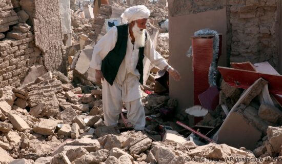 1023 killed and 1663 injured in eleven villages of Zindajan district of Herat due to earthquake