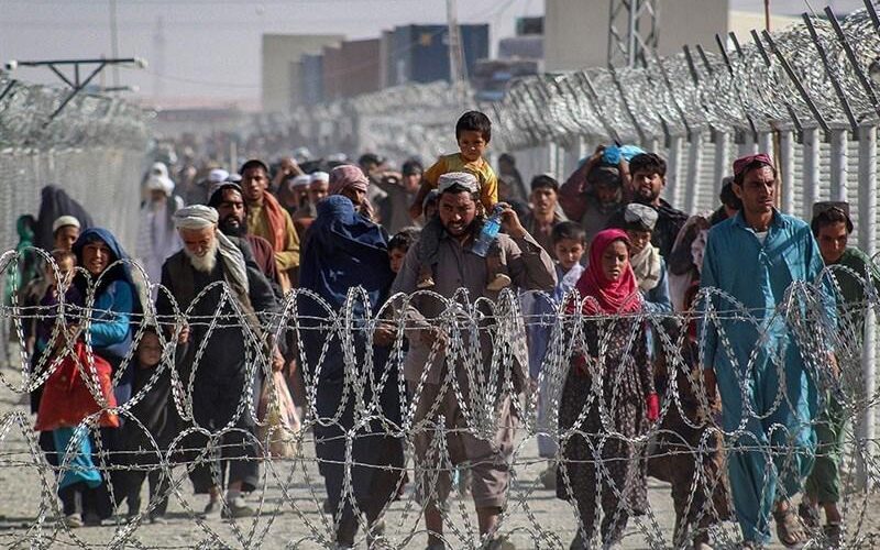 Arrest of 800 Afghan refugees by police forces in Pakistan
